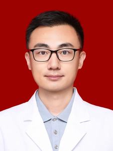 张兆琮
毕业于山东中医药大学，中医专业；
师承小儿推拿名家周奕琼主任，张素芳教授第二代学术传承人；
国家级名老中医张素芳教授学术思想团队成员；
济南承康中医门诊部医师；
宝乐齐小儿推拿讲师；
执业中医